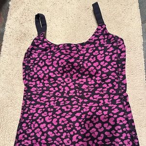LuluLemon workout tank top-size 6